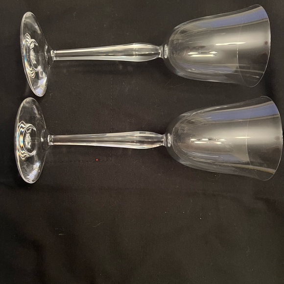 2 wine Glasses Model Clara IN Crystal
Baccarat - Picture 2 of 7